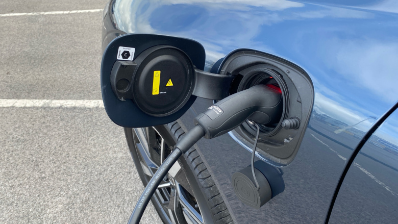 Volvo XC60 2.0 T6 [350] RC PHEV Plus Dark 5dr AWD Geartronic Estate